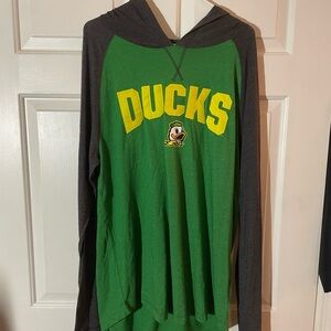 Oregon Ducks Hoodie Men's XL Box Seat Long Sleeve Shirt Light Weight Hoodie